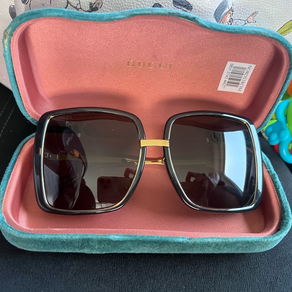 Gucci Black Sunglasses
